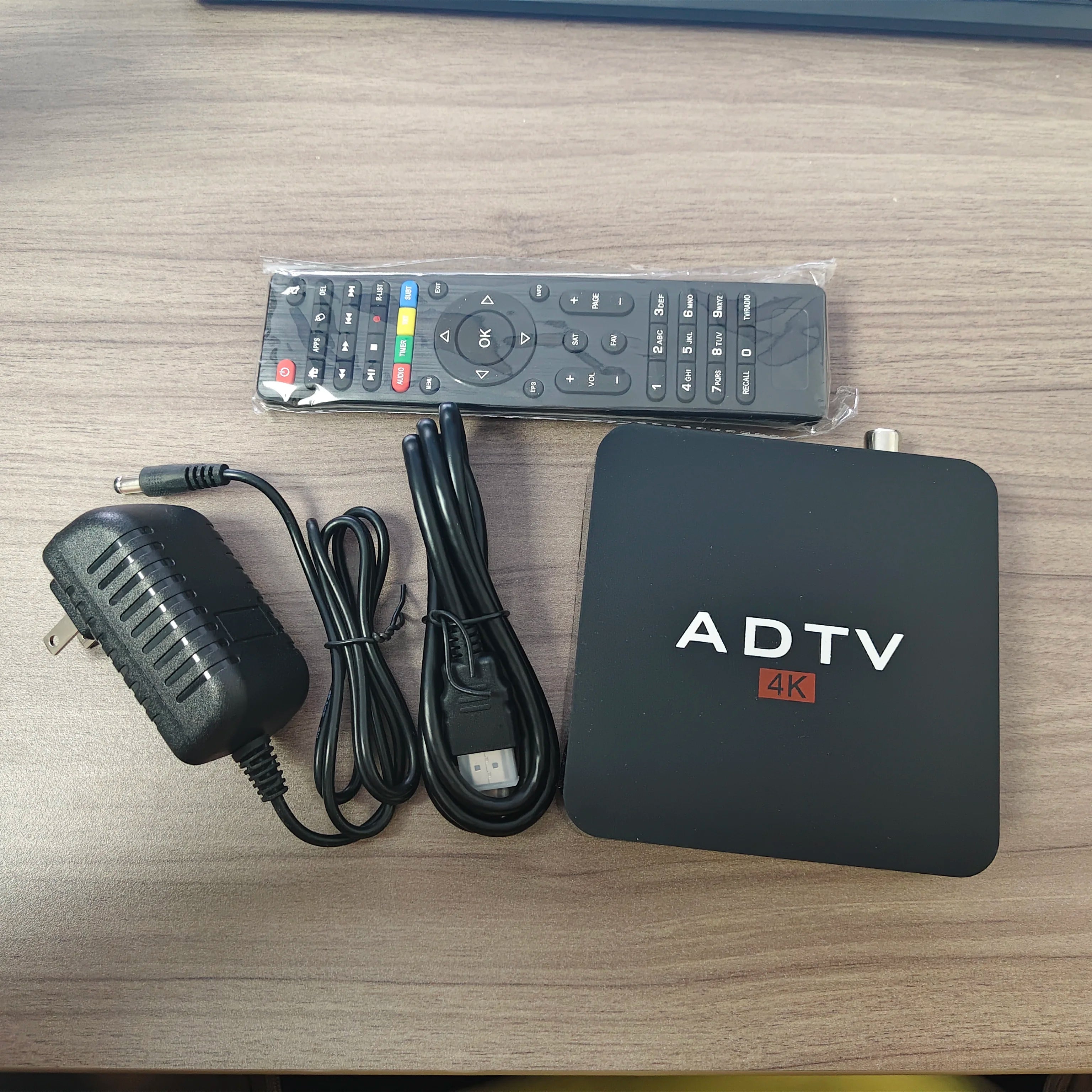 Hybrid digital TV set-top box (STB): OTT + DVB-T2/DVB-T/C/ISDB/ATSC dual-mode set-top box Oasis Select black