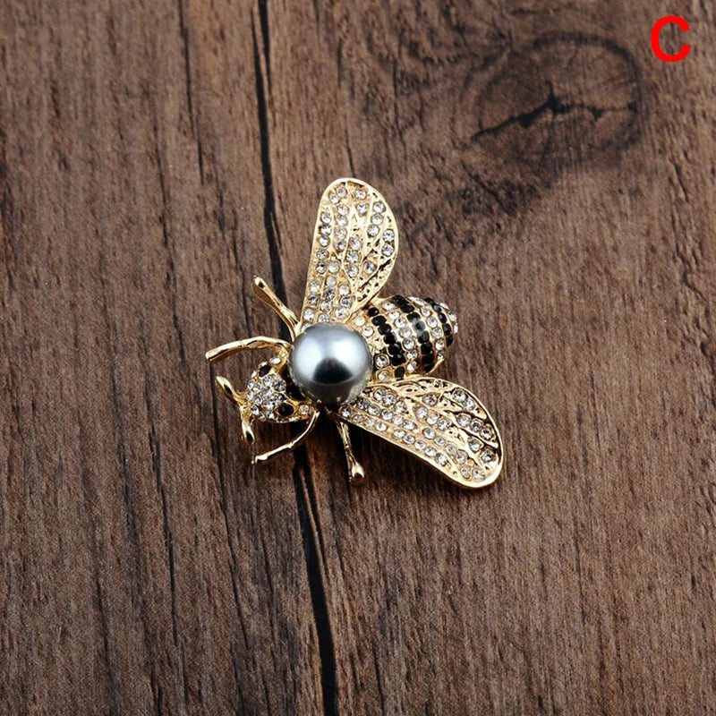 Insect Series Brooch Delicate Little Bee Brooches Crystal Rhinestone Pin Jewelry Oasis Select C