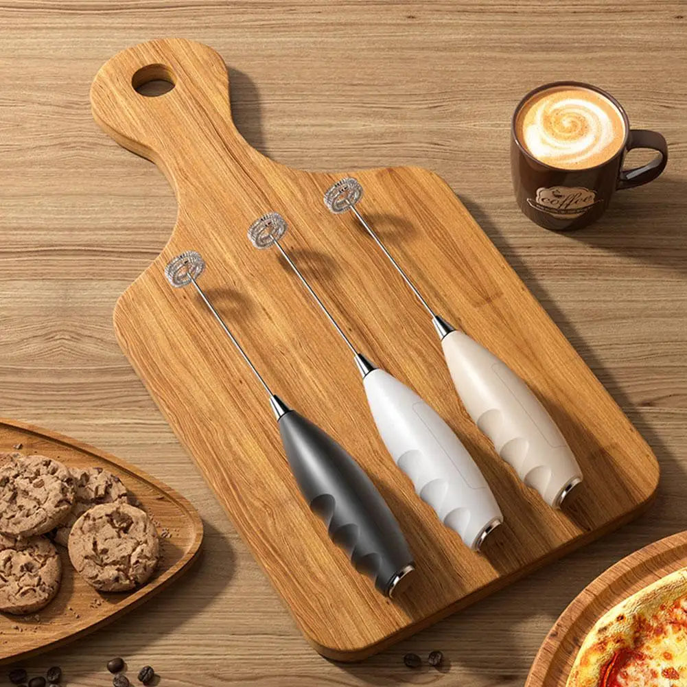 Handheld Electric Milk Frother – Battery-Powered Foam Whisk