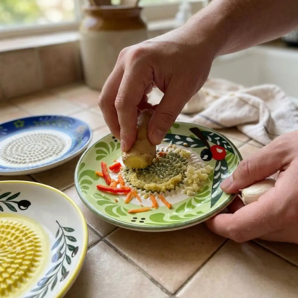 Ceramic Garlic Grater Grinding Bowl – 12cm Non-Slip Plate