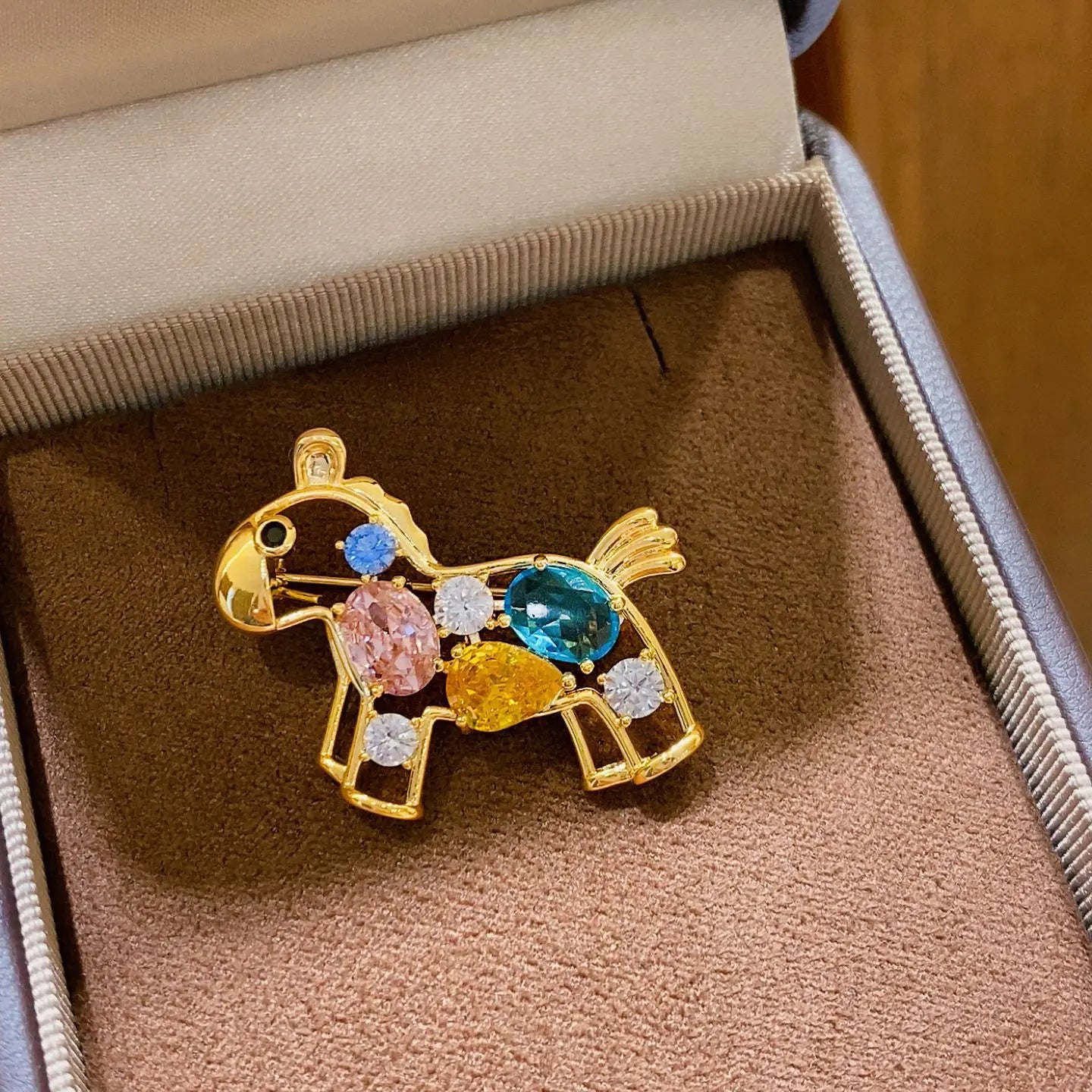 Crystal Hobbyhorse Brooches For Women Kids Lovely Beautiful Horse Party Casual Brooch Pins Gifts Oasis Select