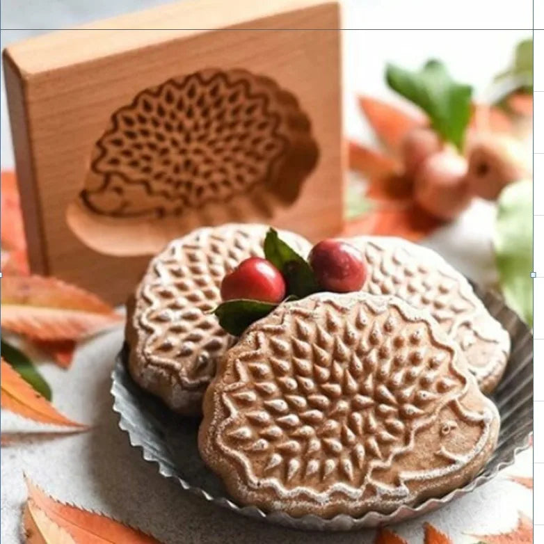 Beech Wood Cookie Cutters - Flower Shape Biscuit Molds for Baking, Food-Grade Wooden Pastry Cutters Oasis Select Hedgehog10x8x2cm