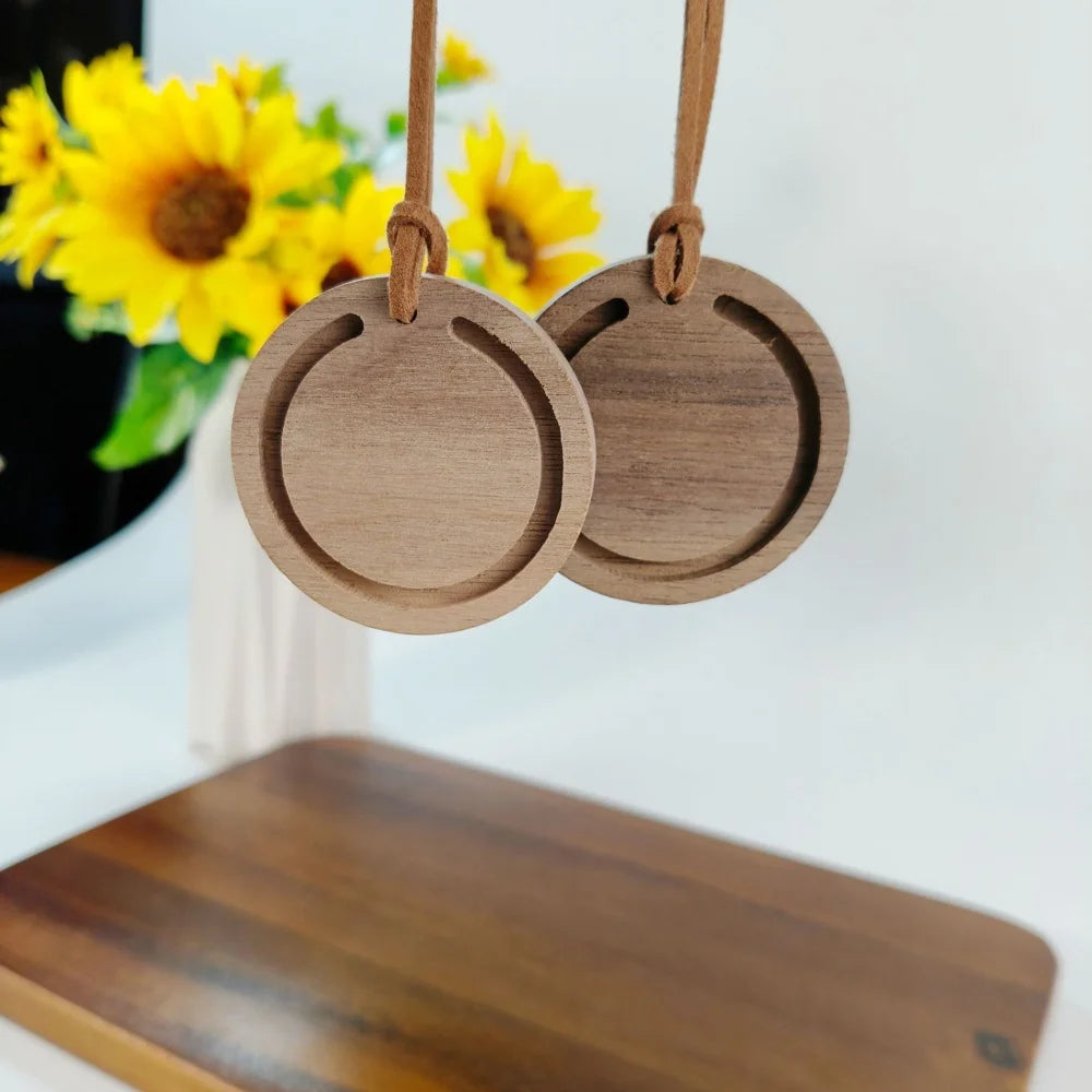 1PC Round Premium Wood Diffuser - Handmade from White Wax Wood and Black Walnut - Elegant Car Suspension Aroma Accessories Oasis Select