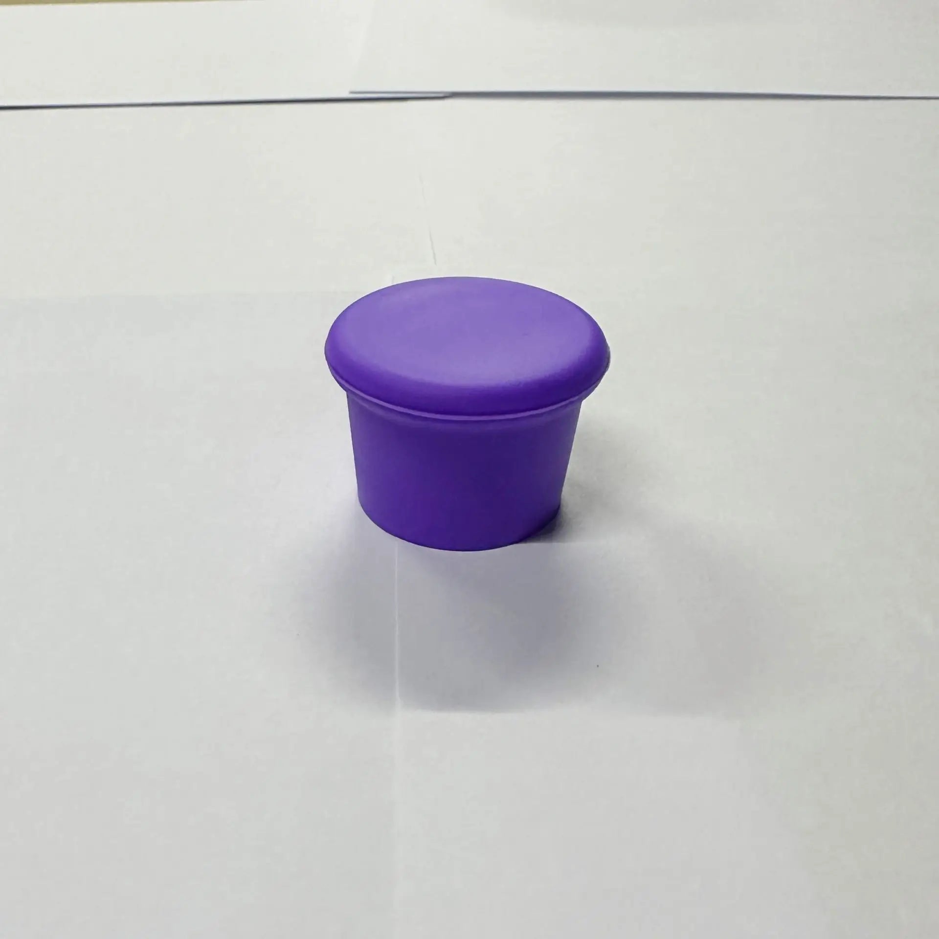 Food - Grade Silicone Wine Bottle Stopper: Universal Round Seal for Wine, Beer & Glass Bottles, Soft & Leak - Proof Oasis Select Red wine purple 3PCS