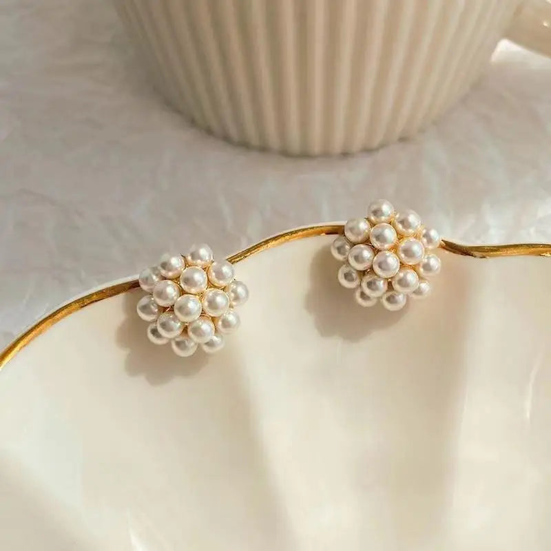 2Pcs Vintage Gold Geometric Faux Pearl Earrings, Designer Wedding Bridal Jewelry Gift for Women Oasis Select