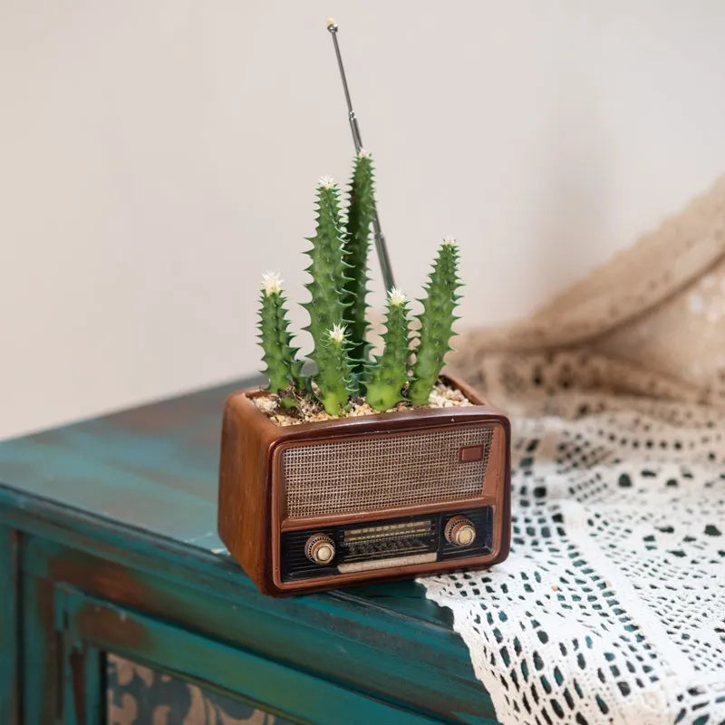 Retro Radio Design Resin Flower Pot Stylish Multipurpose Planter Artistic Home Desktop Plant Decor Ornament Oasis Select