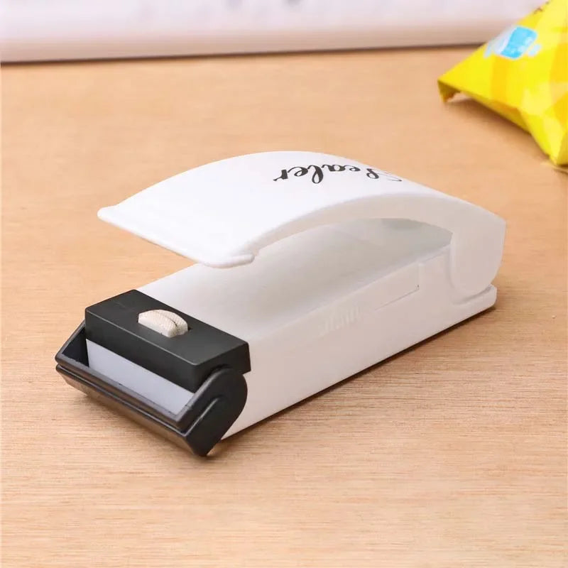 Plastic Heat Bag Sealer Food Packaging Sealing Machine Portable Snack Bag Sealing Clip Kitchen Storage Accessories Home Gadgets Oasis Select 1PC White-A