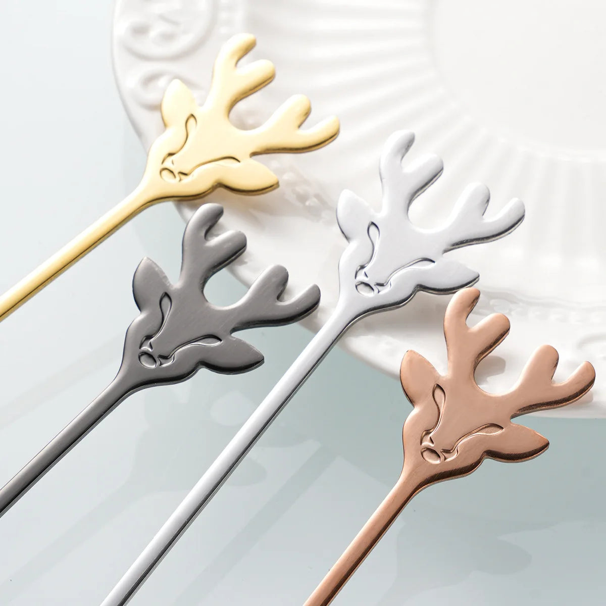 304 Stainless Steel Christmas Reindeer Coffee Spoon Elegant Dessert Stirring Stick for Tea Hot Chocolate Kitchen Bar Tools Oasis Select
