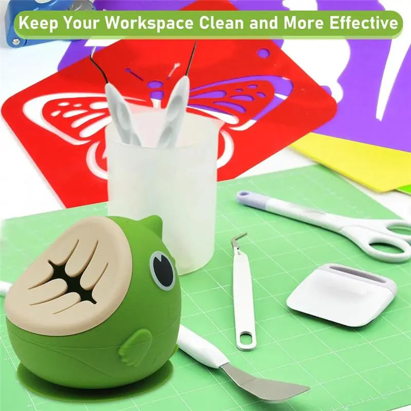 LIKE WISH Detachable Large Capacity Suctioned Vinyl Weeding Scrap Collector,Weeding Vinyl Tool,Vinyl Collection Box Easy To Use Oasis Select