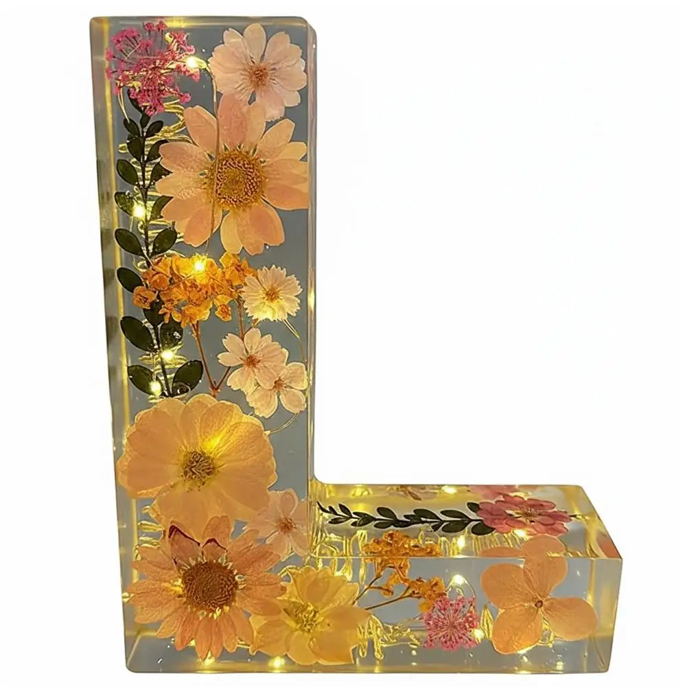 Floral Resin LED Letter Light – Dried Flower Night Lamp