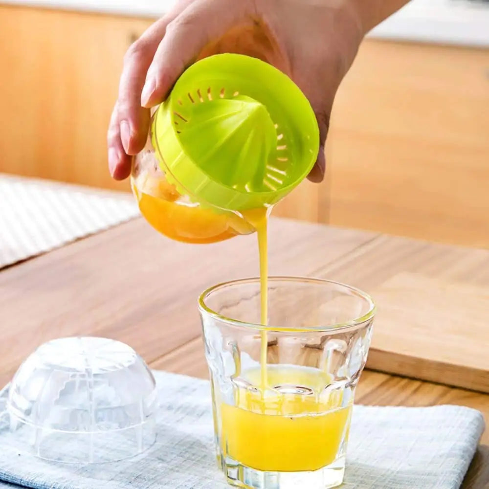 Manual Lemon Squeezer with Lid & Pour Spout | Citrus Juicer Manual Citrus Juicer Oasis Select