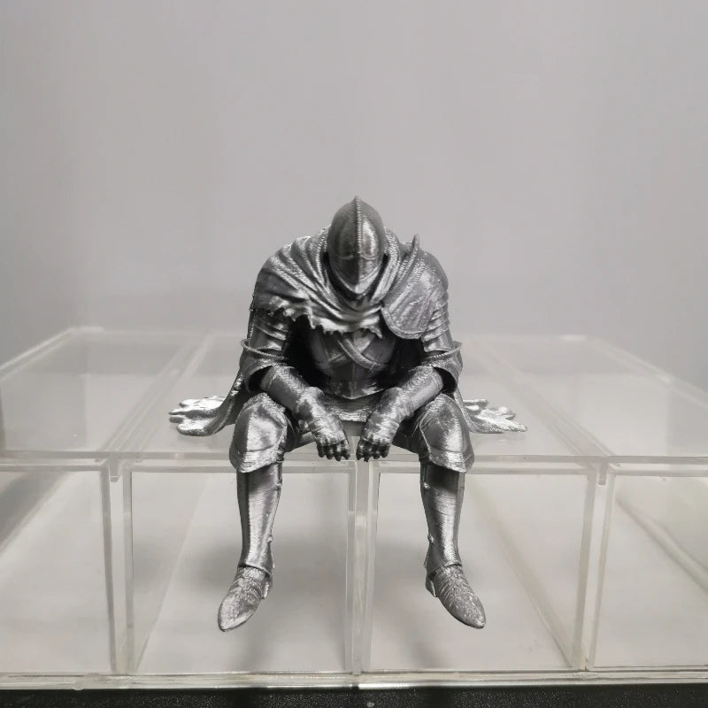3D Printed Knight Figurine Retro Armored Warrior Desk Edge Ornament Medieval Style Tabletop Statue Collectible Gift for Medieval Oasis Select Silvery