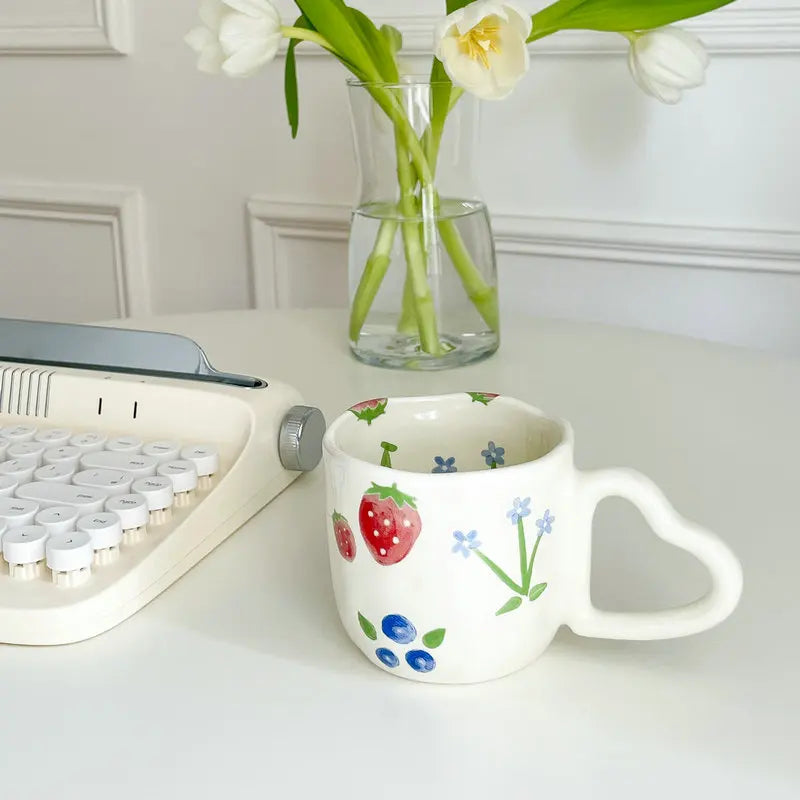 350ML Ceramic Coffee Mugs Tulip Love Handle Cups Hand Pinched Irregular White Color Flower Milk Mug Oatmeal Breakfast Tea Cup Oasis Select Strawberries 350ML