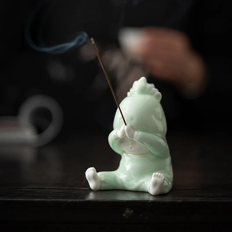 Cute Little Fish Ceramic Ornament New Chinese Style Fun Tea Pet Pen Holder Home Indoor Incense Holder Incense Burner Oasis Select