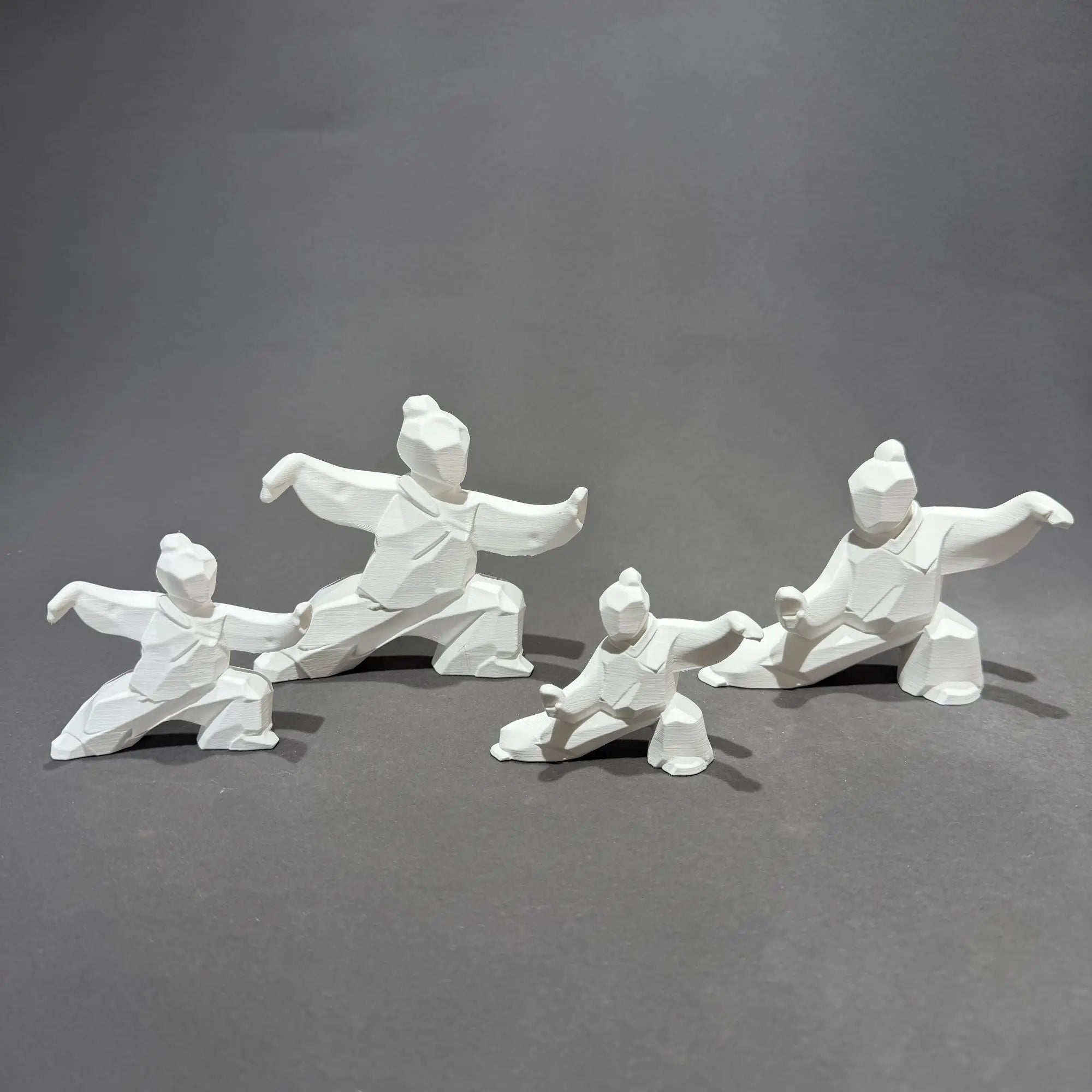 Martial person Art Figurines Set plastic Home fish tank Bonsai Desktop Ornament Kung Fu Pose Statue Figurine Tabletop Decor Gift Oasis Select