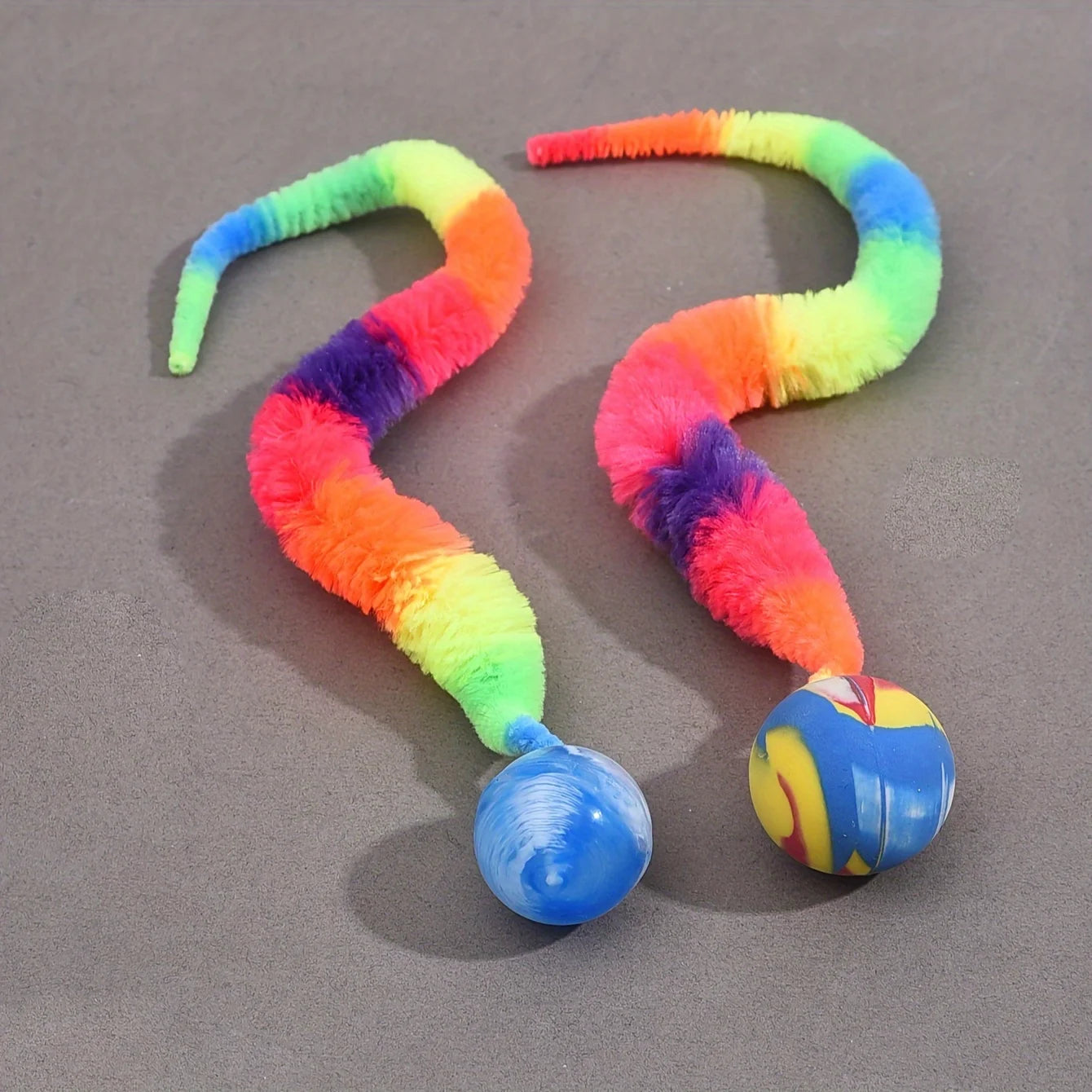 3CS Cat interactive toys Tickle Cat Colorful bouncing ball Pet supplies Puzzle teasing indoor cat caterpillar elastic toy Oasis Select
