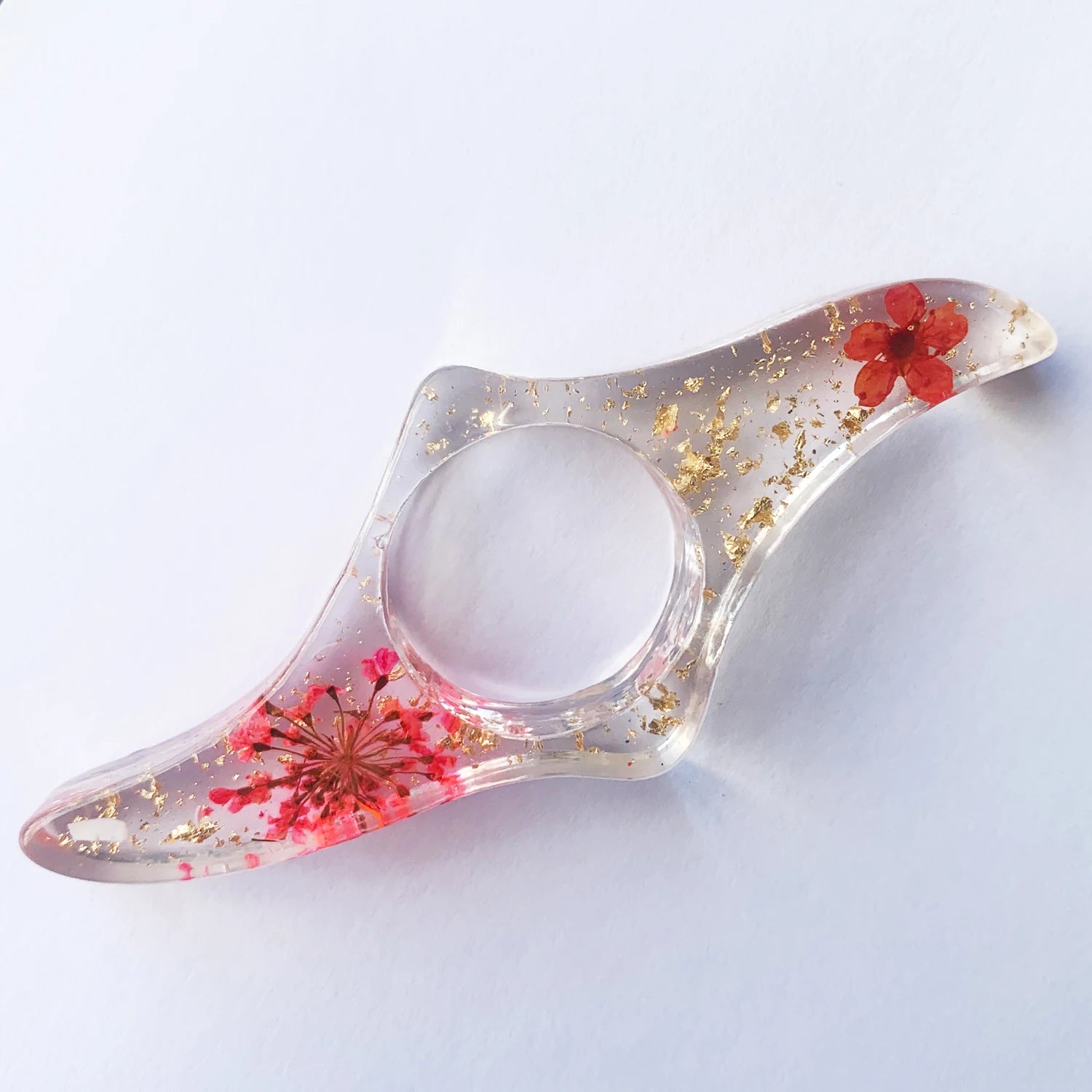 1pc Resin Bookmark Book Stand Reading Aid Creative Thumb Book Support,Thumb Page Holder For Students and Book Lover Oasis Select Red