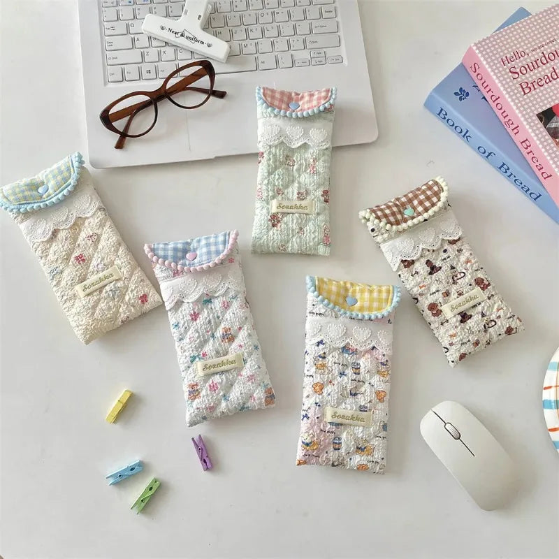 1pcs Cute Cartoon Glasses Case Soft Crush Proof Sunglasses Pouch Portable Eyewear Storage Bag for Girls Daily Use Oasis Select