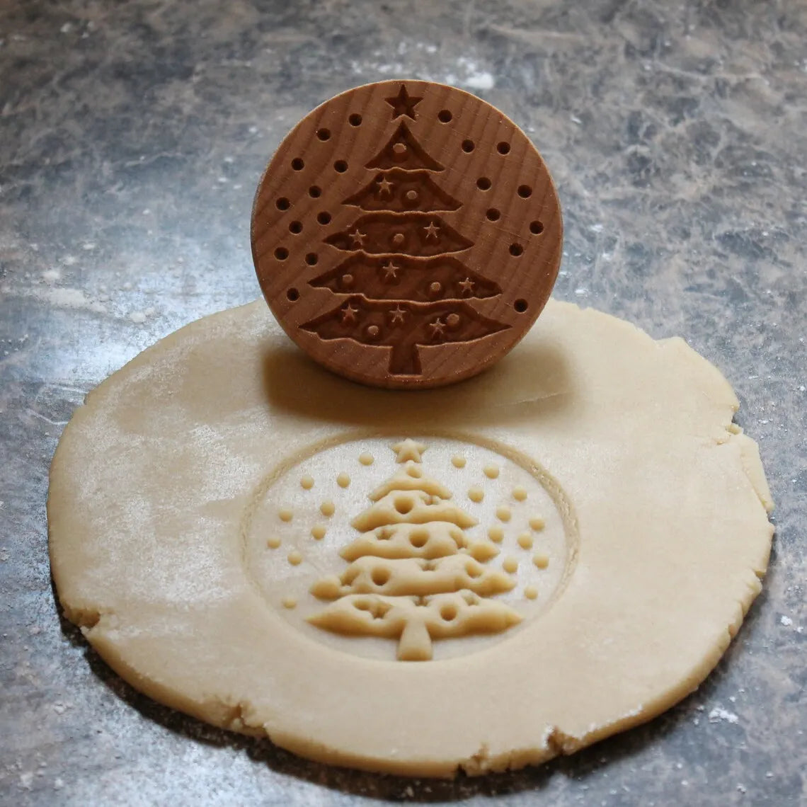 Carving Wood Kitchen Biscuit Mold Carving Cookie Mold Cutter Gingerbread Biscuit Crisp Cake Mold Cookie Stamp Oasis Select Christmas tree