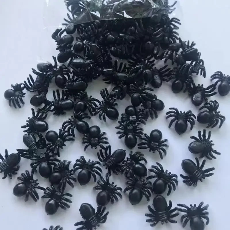 100/50Pcs Halloween Fake Spider Mini Luminous Plastic Spider Halloween Party Home Decoration Kids Tricky Prank Toy Haunted House Oasis Select 50pcs