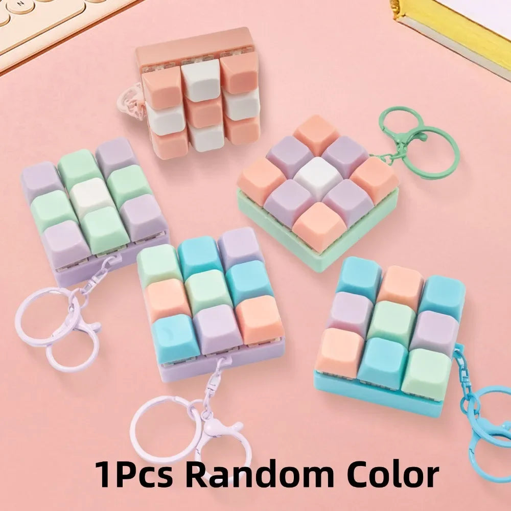 Nine-key Tetris Fingertip Pressing Key Keychain Adult Stress-relieving Finger Keyboard Game Key Chain Stress-relieving Magic Toy Oasis Select 1Pcs Random Color