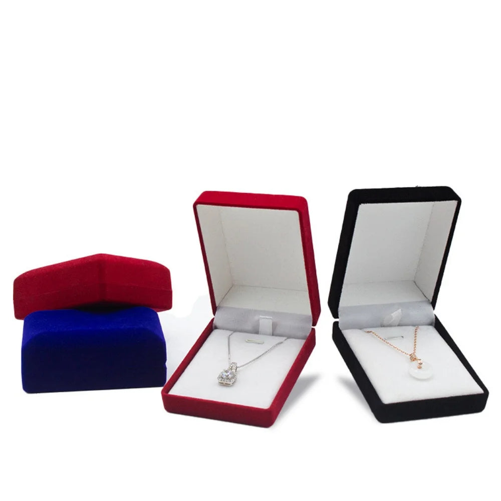 Square Velvet Necklace Box – Pendant Gift & Storage Case