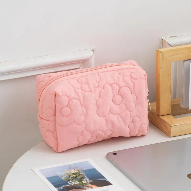 Fashion Candy Color Large Capacity Travel Makeup Bag Women Quilted Flower Storage Bag Portable Toilet Bag Oasis Select Pink