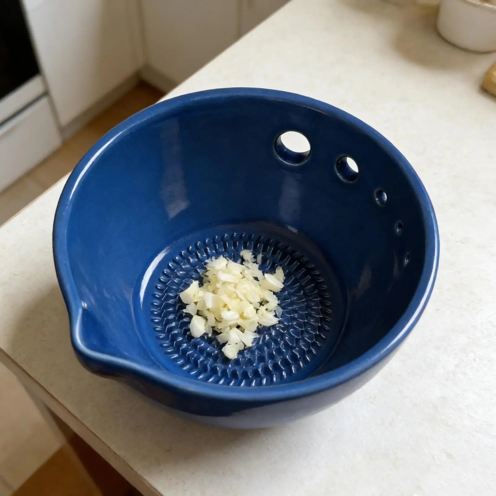Garlic Grater Dish 2 in 1 Resin Small Grinder Garlic Plate Grater Vegetable Chopper for Ginger Vegetable Kale Thyme Basil Oasis Select