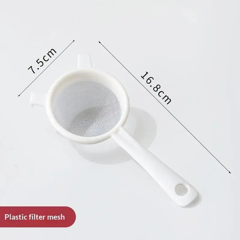 Food Grade Plastic Handheld Flour Sifter Reusable Fine Mesh Strainer for Tea Juice Powder Kitchen Baking Oasis Select 7cm A1