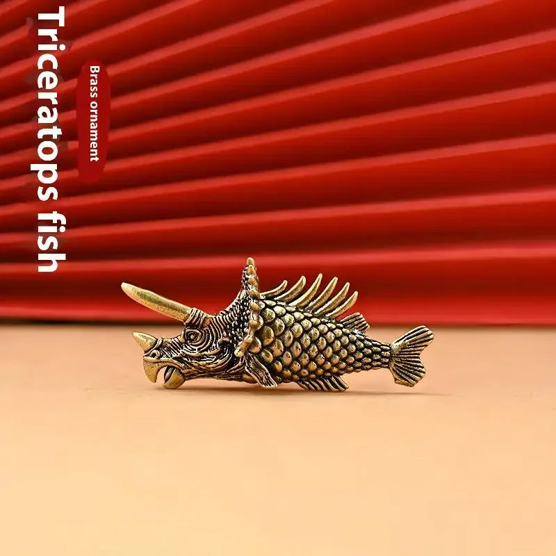 Retro Brass Fish Figurines Lucky Animal Statue Mini Home Decor Desk Ornament Tea Pet Cute Gift Animal Figurines Oasis Select