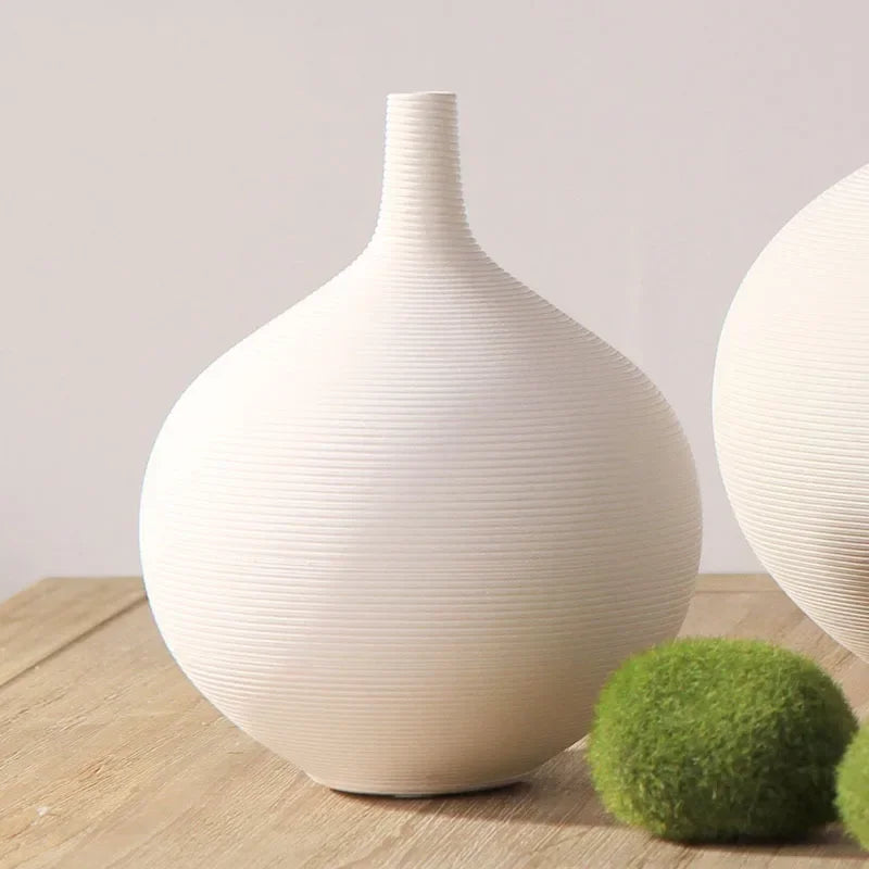Modern simple white ceramic vase decoration flower arrangement living room TV cabinet home decoration flower device Oasis Select F (D 15cm H 19cm)