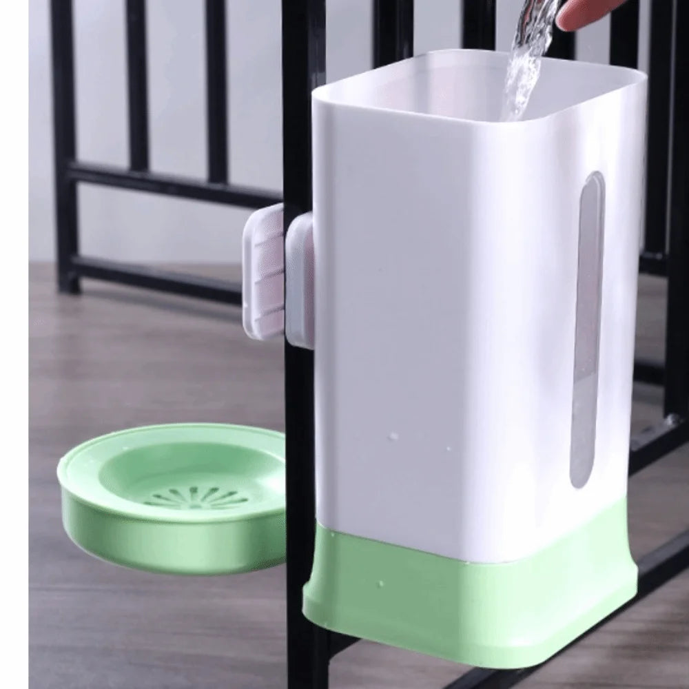 1.5L Cage-Hanging Dog Water Dispenser – Leak-Proof Auto Waterer