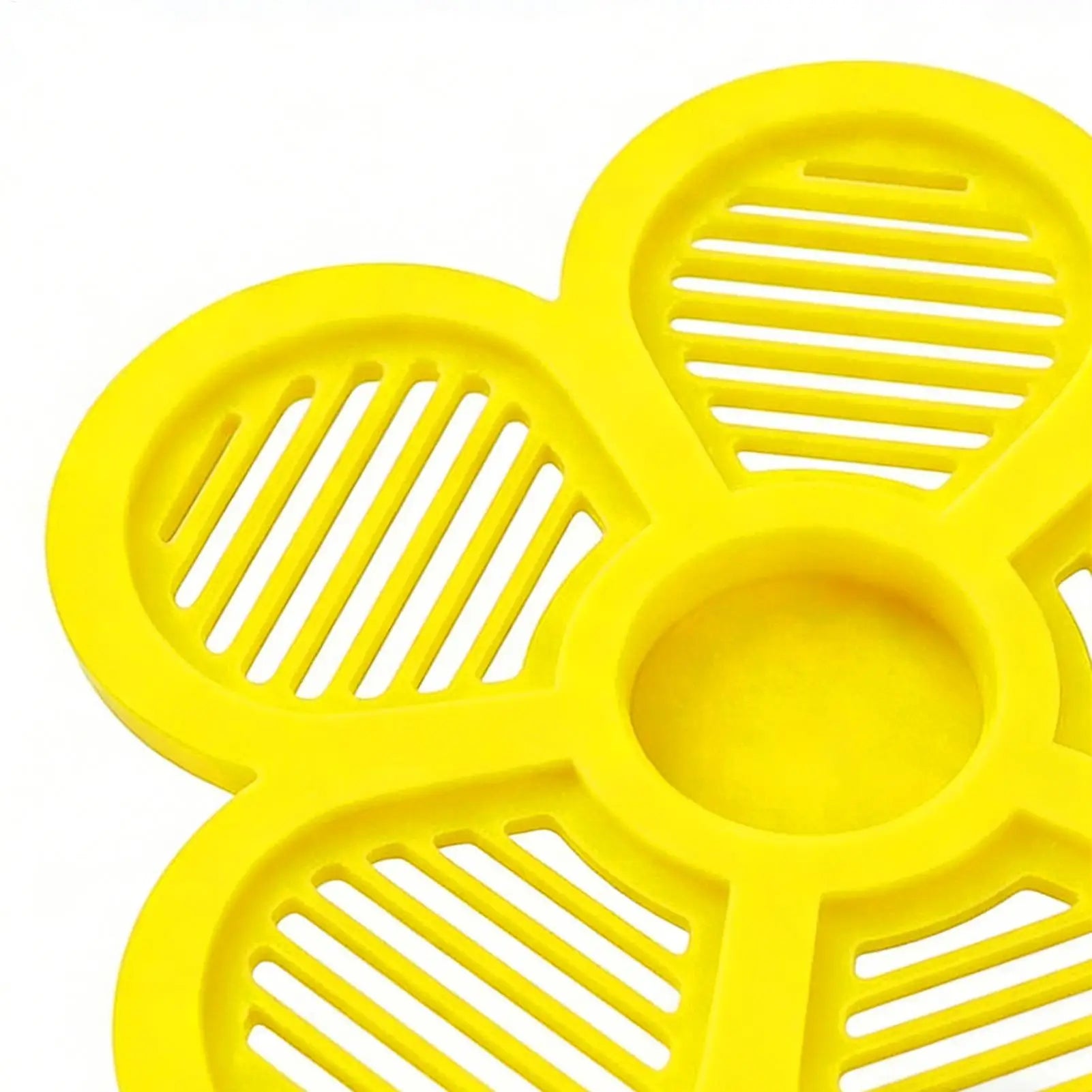 1PC Bee Water Catcher Cups Tray Bee Drinking Station Bee Watering Feeder Honeycombs Beekeeping Setups Luring Insets Waterer Oasis Select