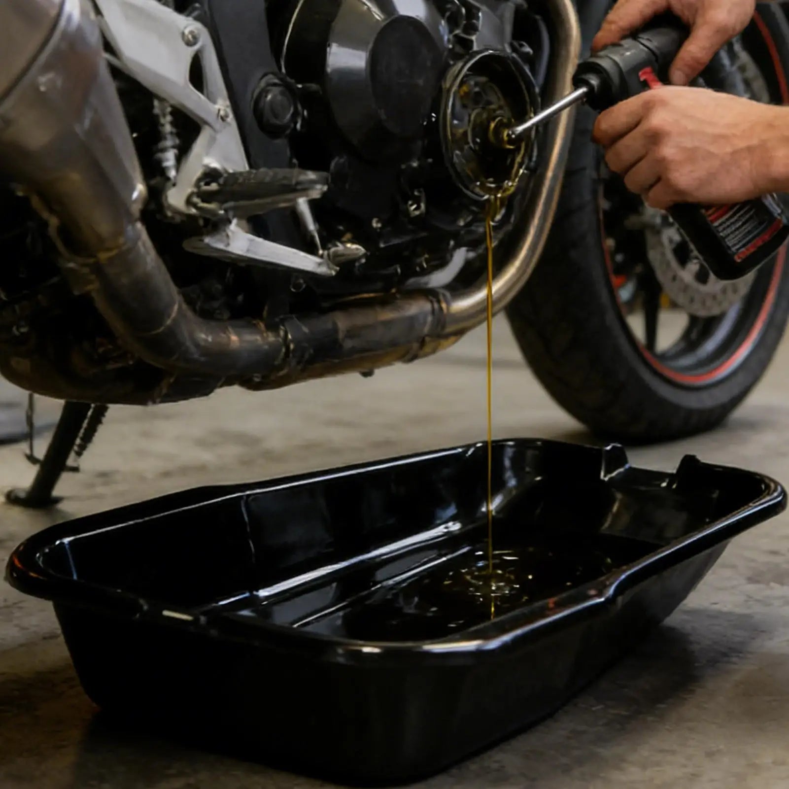 Automotive Repair Oil Container Oil Drain Pan Large Capacity Leak-Proof for Garage Vehicle Service Engine Maintenance Workshop Oasis Select