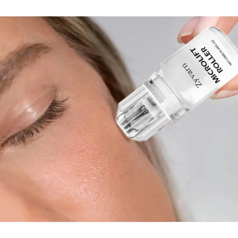 Oligopeptide Microneedle Face Serum – Hyaluronic Acid Essence