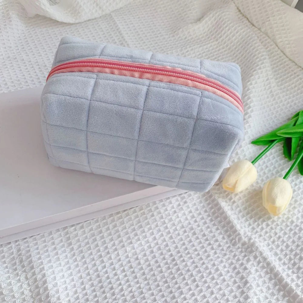 Cute Plush Velvet Makeup Bag – Travel Cosmetic Zipper Pouch