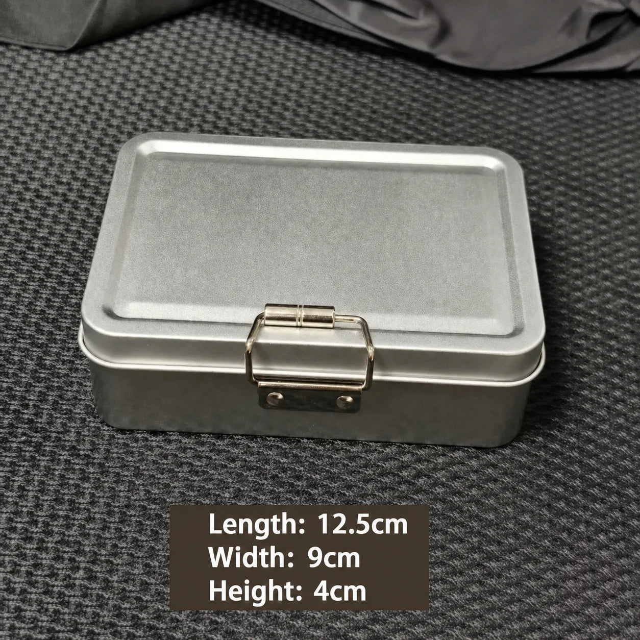 Solid Color Flip Cover Buckle Iron Box with Lid Fishing Craft Storage Tin Durable Metal Sundries Items Organizer Case Oasis Select Silver