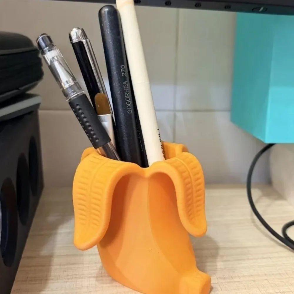 Plastic Banana-Shaped Pencil Holder Curved Arc Design Creative Desktop Organizer Artistic Decoration Funny 3D-printed Pen Holder Oasis Select
