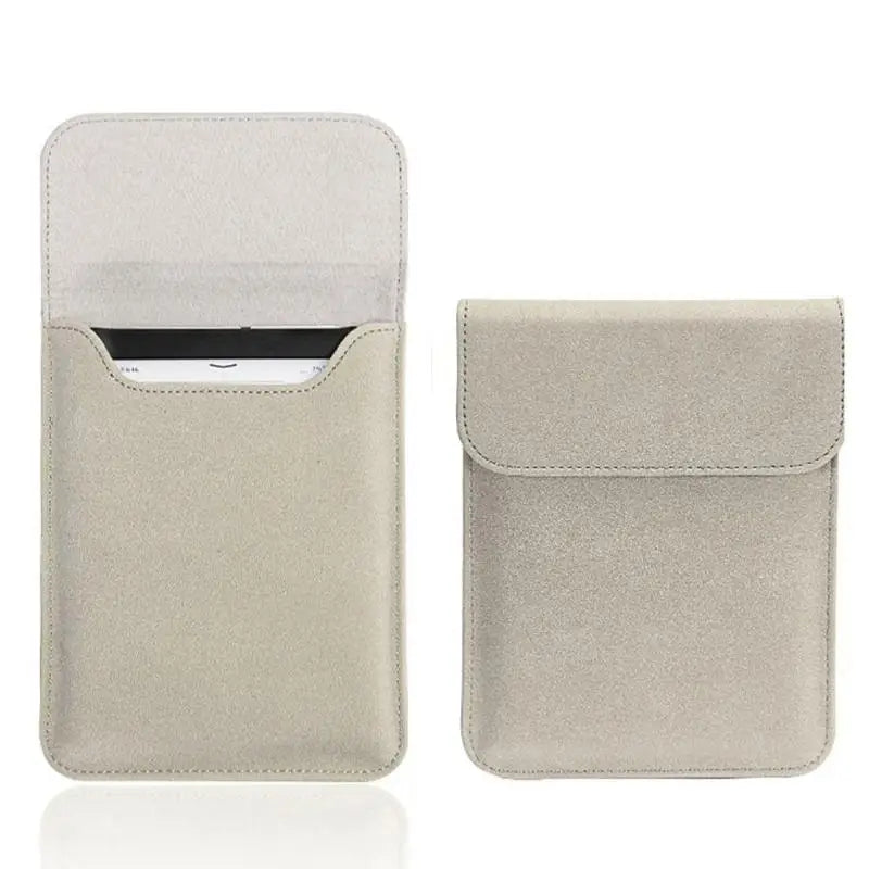 Matte Frosted Carrying Sleeve With Magnetic Closure Soft Lining For Travel Commute Daily Reading Oasis Select B 14x19cm