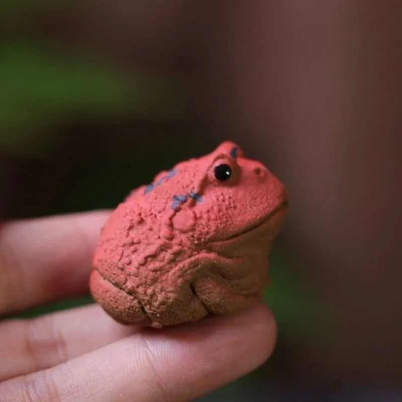 Zisha Tea Pet Small Horned Frog Premium Nurturable Wealth-Attracting Frog Tea Play Fish Tank Landscaping Decoration Tea Oasis Select Red Horned Frog