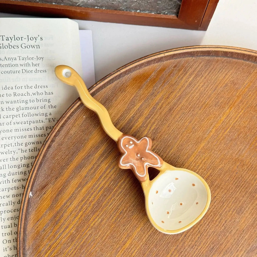 Cute Ceramic Bread-shaped Spoon, Aesthetically Pleasing Dessert Spoon, Adorable Spoon Kitchen Tablewear Oasis Select Man Spoon