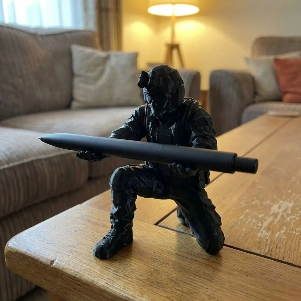 Unique Soldier Pen Holder Plastic Special Forces Figure 3D Printed Pen Stand Stationery Pencils Desk Organizer Desktop Decor Oasis Select