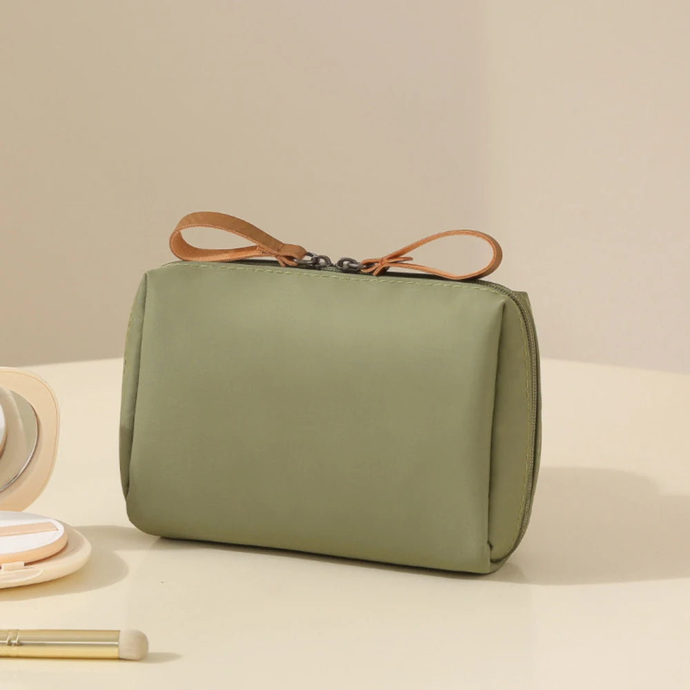 Portable Waterproof Cosmetic Bag – Travel Makeup Pouch