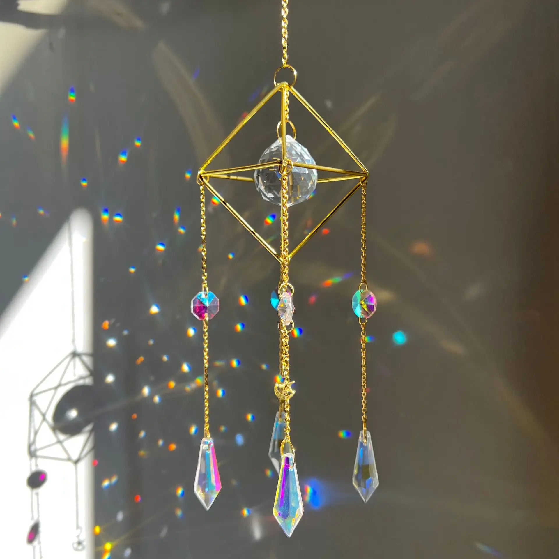 Crystal Sun Catcher Crystal Dazzle Rainbow Decorated Room Window Hanging Decorative Sun Catcher Pendant Oasis Select C