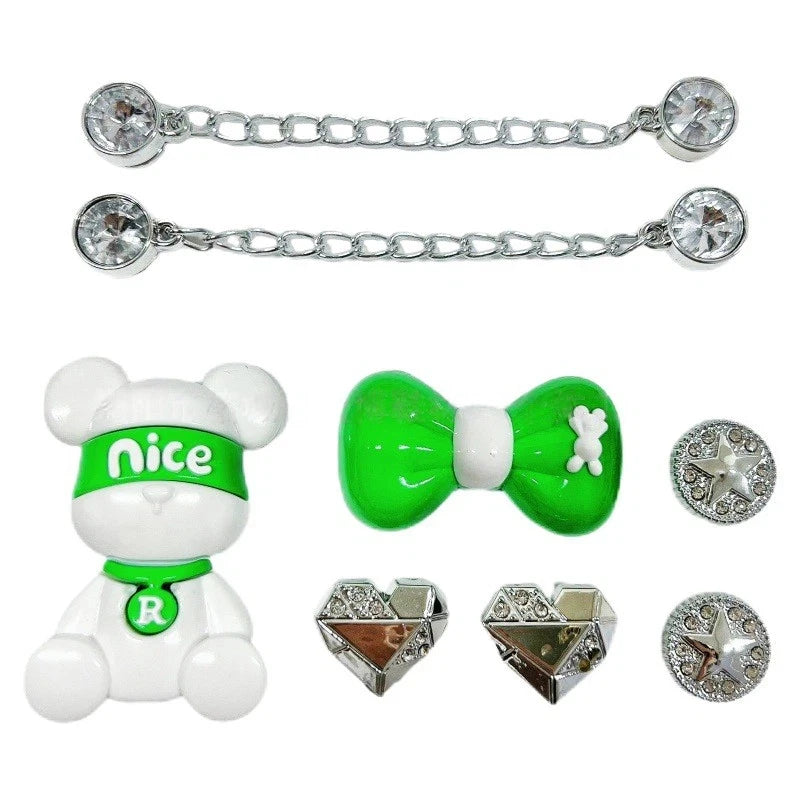 Fashionable shoe accessory set, with a shoe chain clasp, removable, suitable for sandals and flip-flops. Oasis Select CJ-074