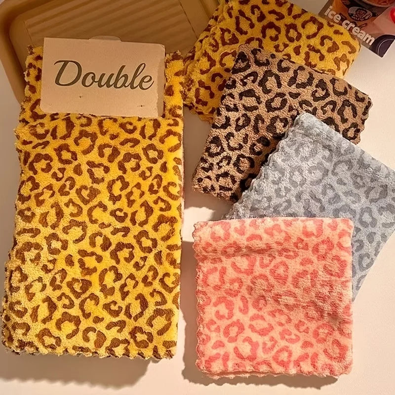 4pcs Leopard Print Cloths for Household Use, Absorbent and Non Shedding Coral Fleece Towels, Kitchen Dishwashing Cleaning cloth Oasis Select
