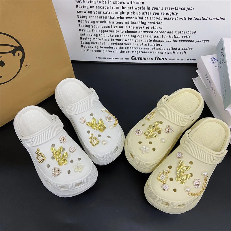 Fashionable shoe accessory set, made of metal, with a shoe chain clasp, removable, suitable for sandals and flip-flops. Oasis Select