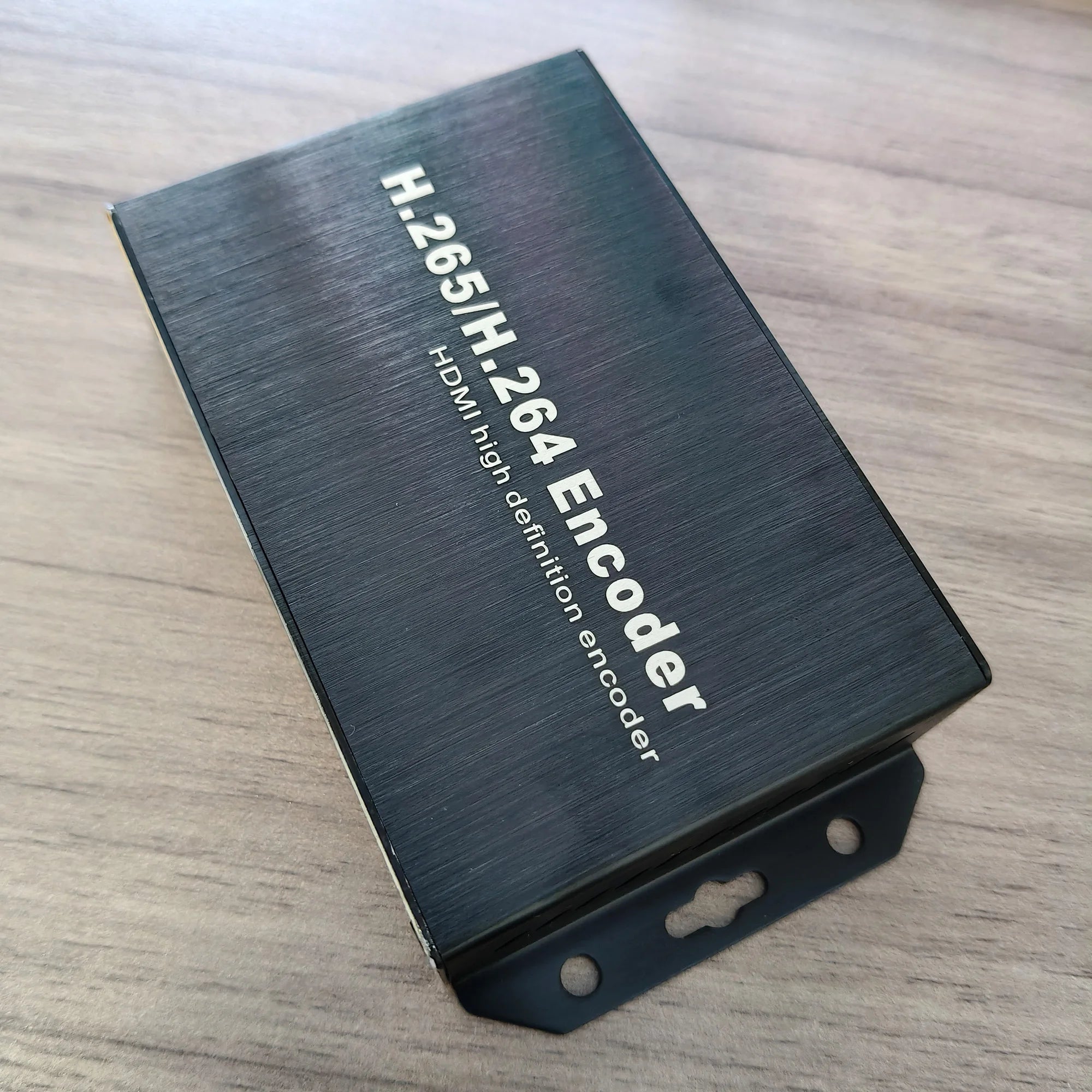 HD-to-IP High-Definition Audio and Video Encoder H.265, H.264, HEVC, RTSP, RTMP, SRT, HLS Multi-Platform Live Streaming TF Card Oasis Select
