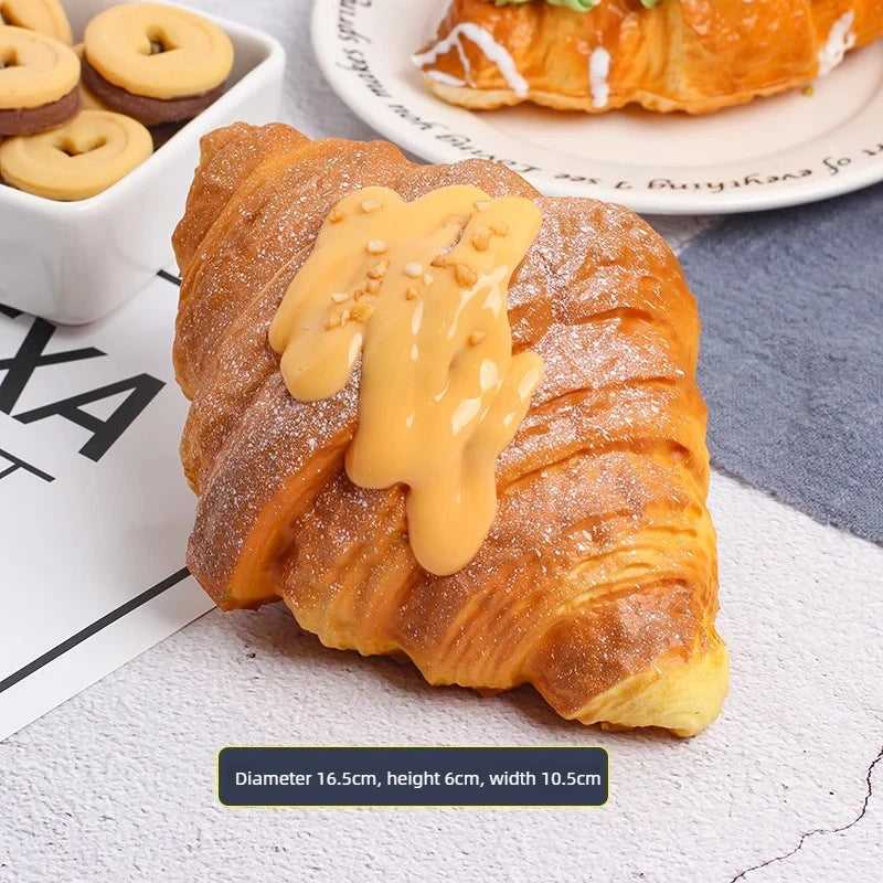 Simulated Croissant Squishy Slow Rising Toy, Scented Bread Stress Relief Model Food Prop Fidget Toy Vent and Decompress Oasis Select Bread color