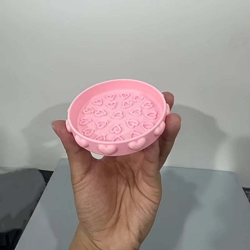 Cute Heart Pattern Brush Cleaning Tray Desktop Beauty Cleaning Tool Makeup Brush Cleaner Bowl Portable Cleaning and Storage Tool Oasis Select